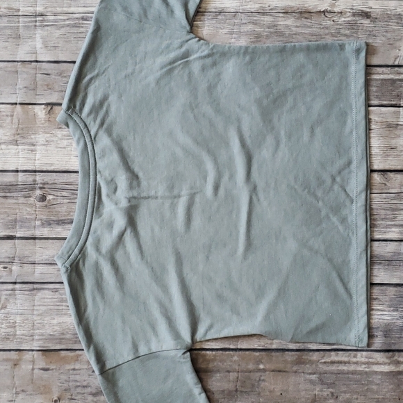 Nike Little Girls Long-Sleeve Metallic Logo Box Tee & Dri-FIT Leggings Set - Picture 6 of 16